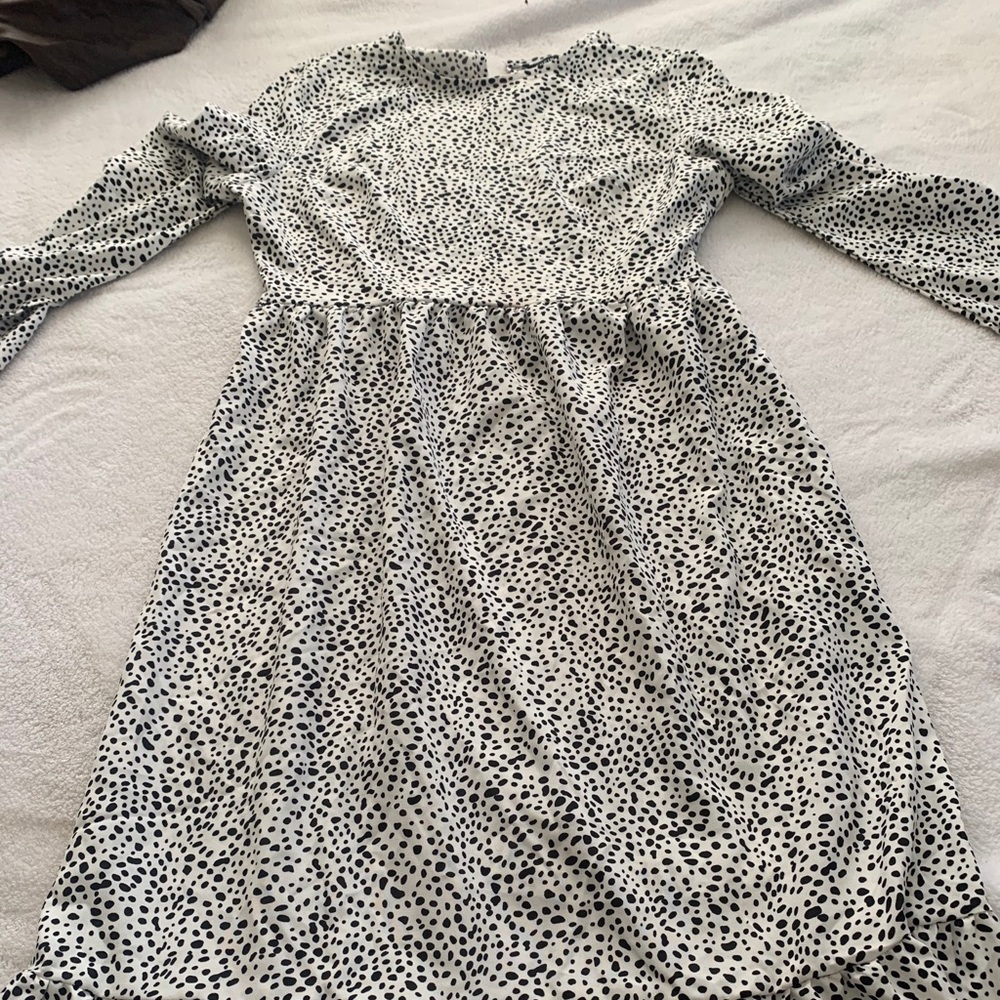 Black and white dress